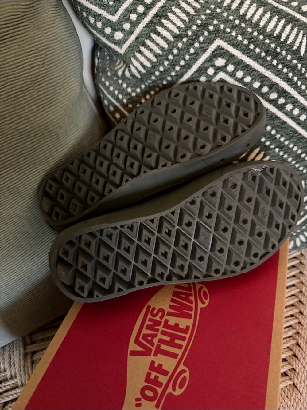 Vans Slip On Mule- Olive - Picture 7 of 8